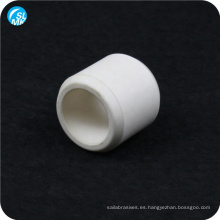 Aislador de buje de cerámica de piezas de alúmina porosa 99 al2o3 para uso en fábrica
